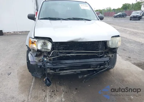 2003 Ford Escape Xlt from USA, damaged, VIN 1FMYU93193KC76018